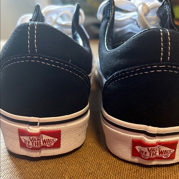 Vans Old Skool Black White Sneakers Men’s 7.5 Women’s 9 Classic Skate Shoes - Picture 12 of 14